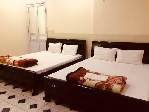 Hotel Kh�ch S?n Quang Anh