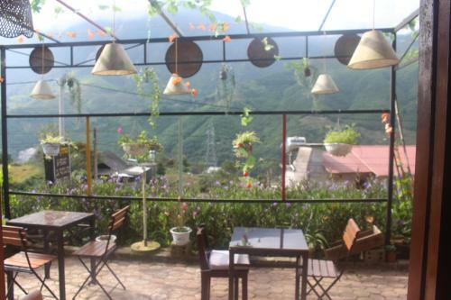 Hotel H'mong Village House