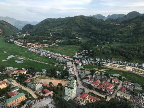 Hotel Green Karst Hostel & Bar