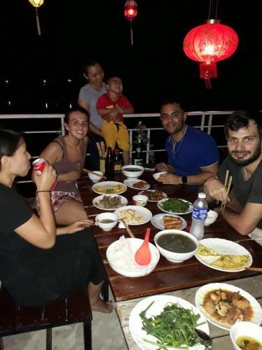 Hostal Song Que Homestay