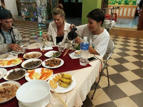 Bed & Breakfast Dong Loan Hotel