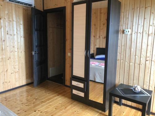 Hostal Black-house