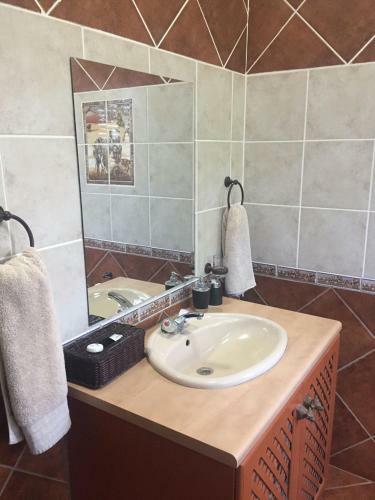 Bed & Breakfast Baobab Lane Lodge