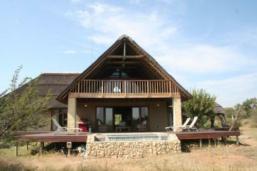 Lodge Finfoot Lake Reserve
