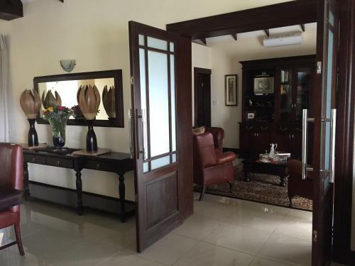 Zimbi Lodge