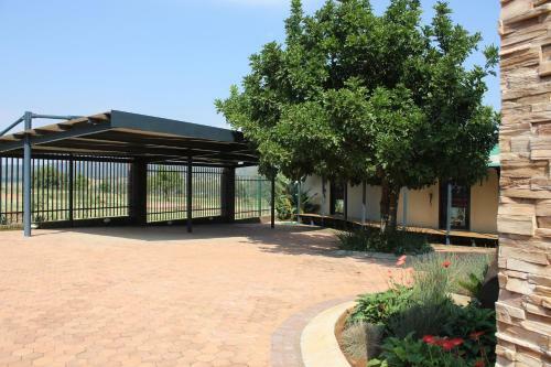 Zimbi Lodge