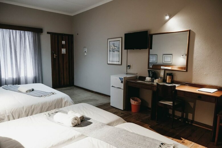 Hotel Karoo Country Inn