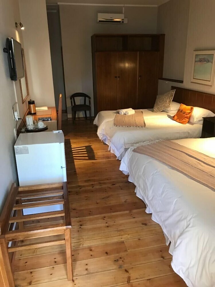 Hotel Karoo Country Inn