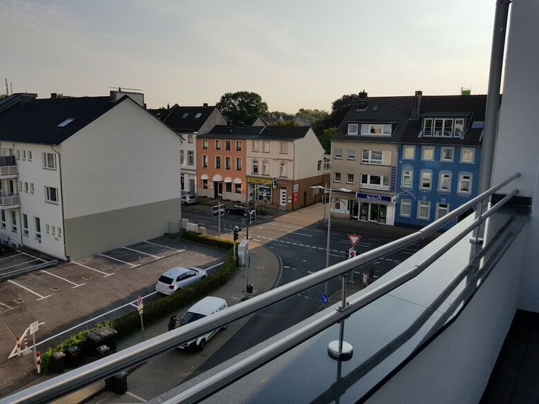 12apart D�sseldorf/hilden