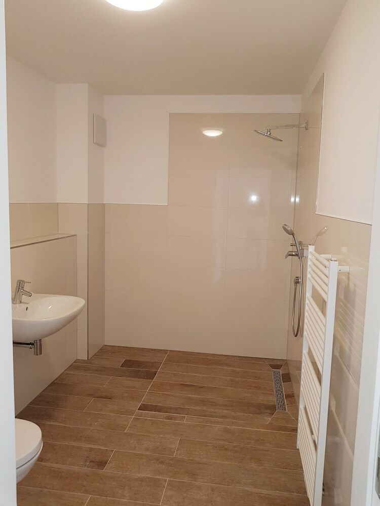 12apart D�sseldorf/hilden