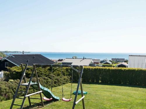 Three-bedroom Holiday Home In Sj�lund 2