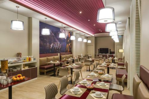 Hotel H�tel Le Ch�teaubriant
