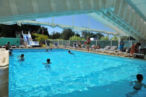 Camping Aqua 3 Masses