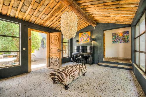 Villa Hilltop Hideaway