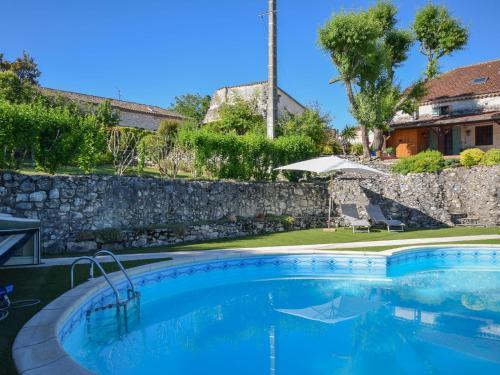 Cozy Cottage In Roquecor With Private Pool