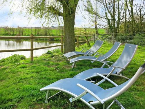 Holiday Home Le Clos Du Blanc (Smf300)