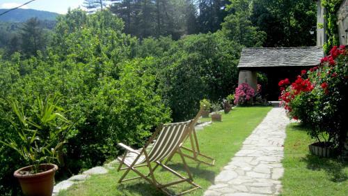 Le Raynald�s
