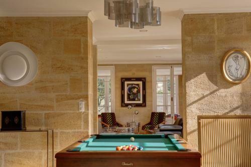 Bed & Breakfast Chateau Du Palanquey & Spa