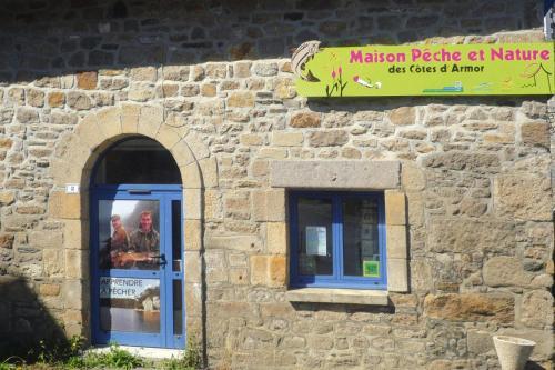 Holiday Home Pluduno - Bre02575-f