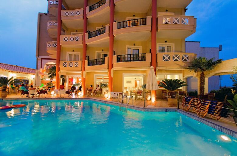 Hotel Evilion Sea And Sun
