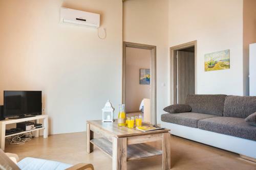Magganos Sunset Villas