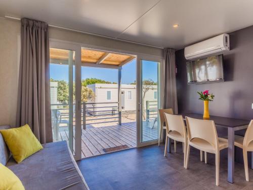 Mobile Home Lopari Ls