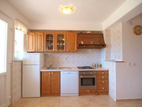 Apartment Ton�i�