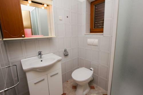 Hostal Apartments Elia