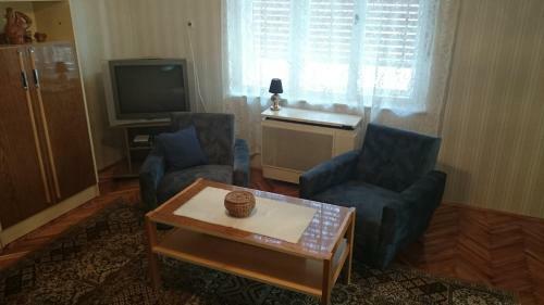 Hostal Postakocsi Fogad� Kisgy?r