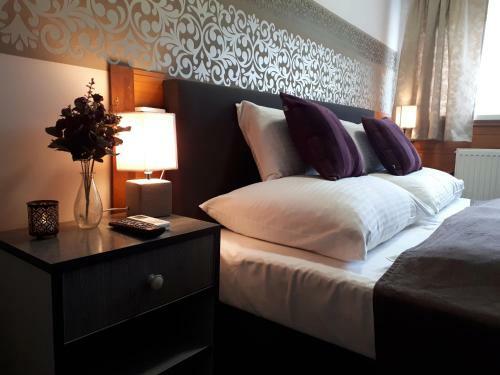 Hostal Cs�sz�rkert Vend�gh�z