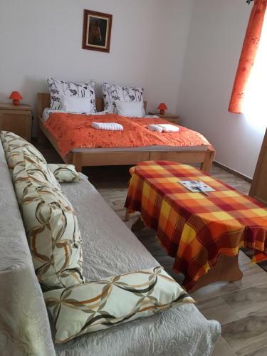 Hostal Csipke Lovaspanzi�