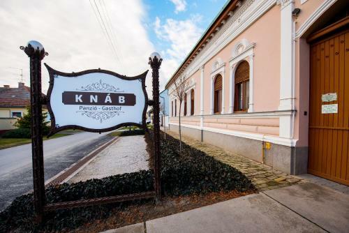 Bed & Breakfast Kn�b Panzi�