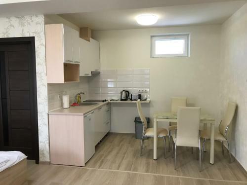 Bed & Breakfast Krist�ly Apartmanok