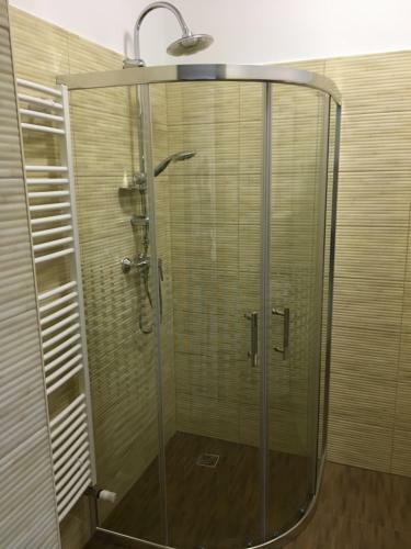 Bed & Breakfast Krist�ly Apartmanok
