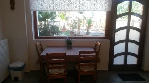 Zulu Cafe Apartment