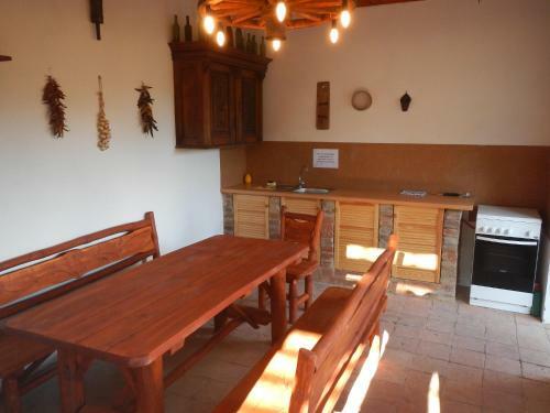 Berki Porta Vend�gh�z