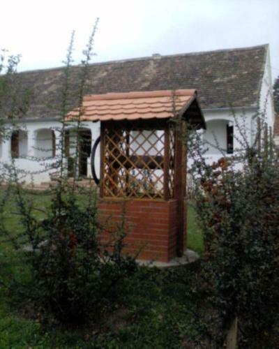 Berki Porta Vend�gh�z