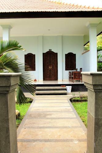 Bali Nibbana Resort