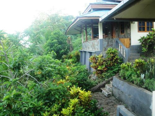 Bunaken Beach Resort New