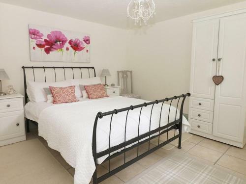 Trevoole Barn, Camborne