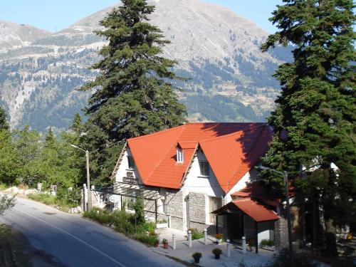 Koutsikouris Hotel