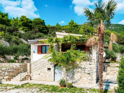 Holiday Home Angelo (Tgr520)