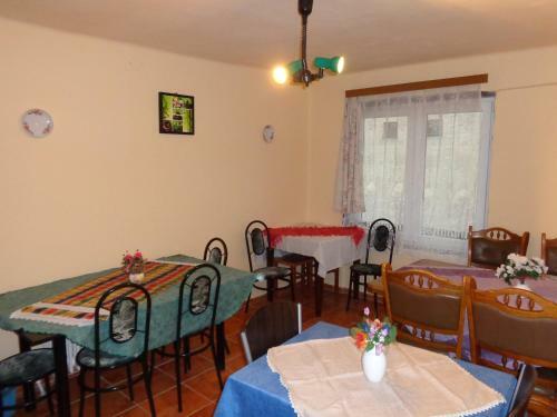 Hostal Katica Vend�gh�z