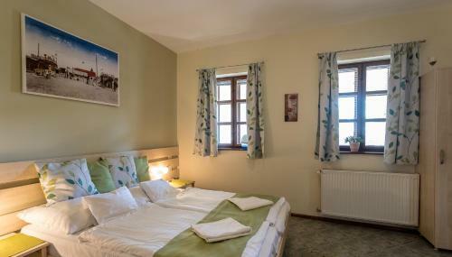 Bed & Breakfast Bikav�lgyi Panzi�