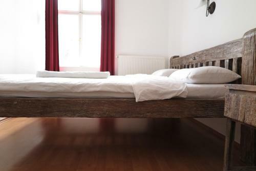 Hostal J� Itt Pesten