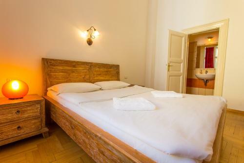Hostal J� Itt Pesten