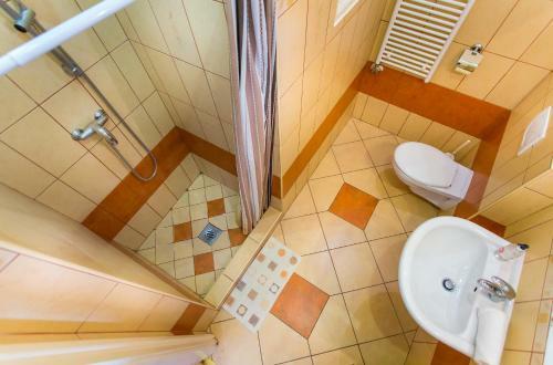 Hostal J� Itt Pesten