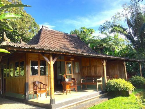 Lodge Bali Mountain Retreat