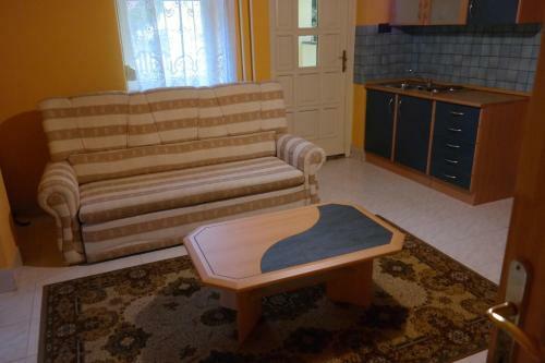 Hostal Kisecset-vend�gh�z