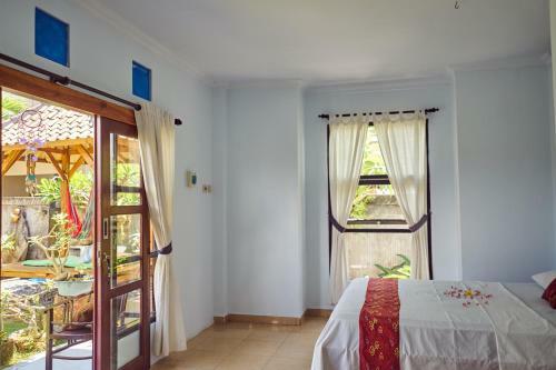Hostal Padi Surf Villa Medewi